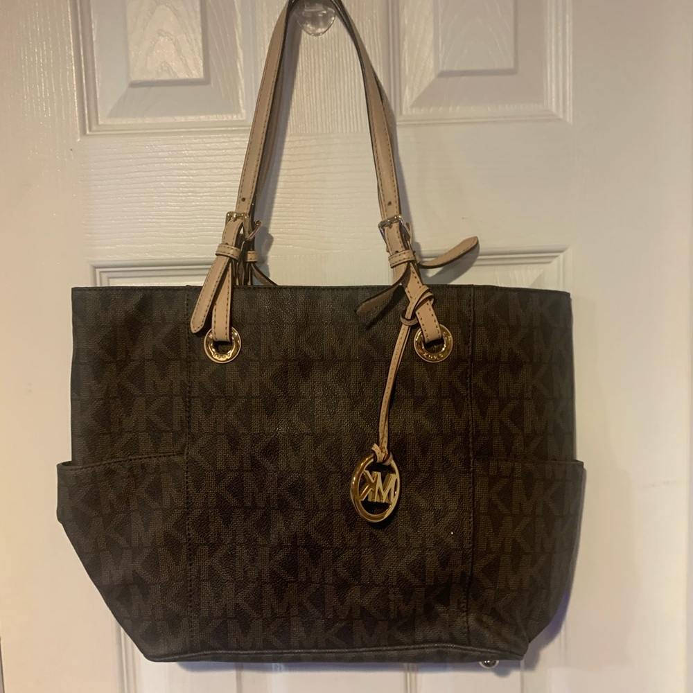 Micheal Kors tote bag